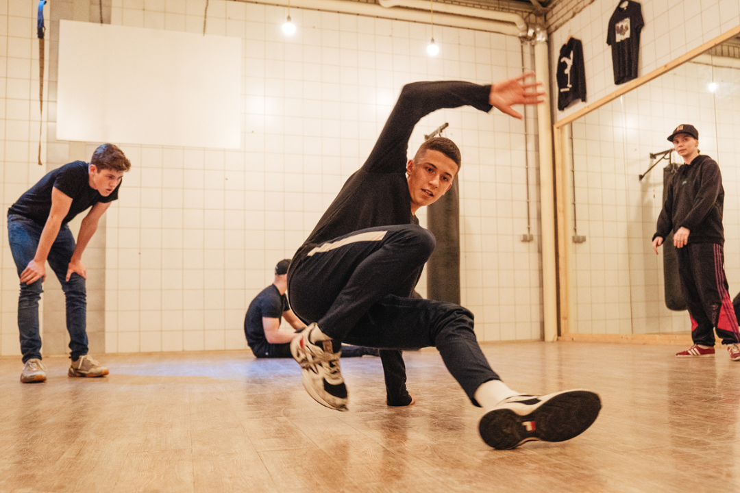 De voordelen van Breakdance